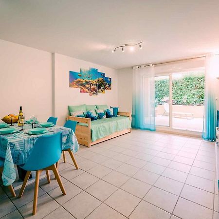 Turquoise Apartment Hyeres Exterior photo