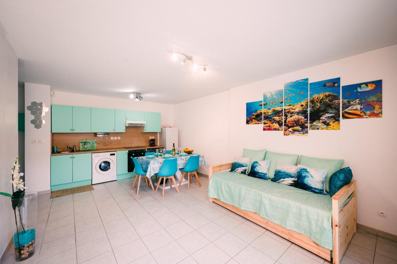 Turquoise Apartment Hyeres Exterior photo
