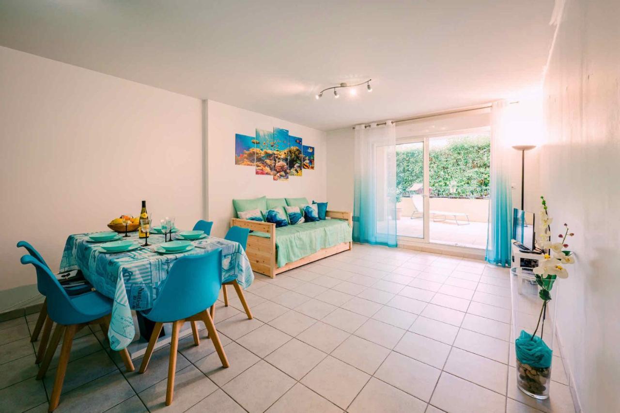 Turquoise Apartment Hyeres Exterior photo