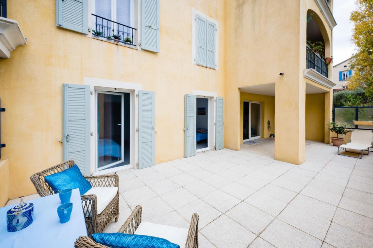 Turquoise Apartment Hyeres Exterior photo